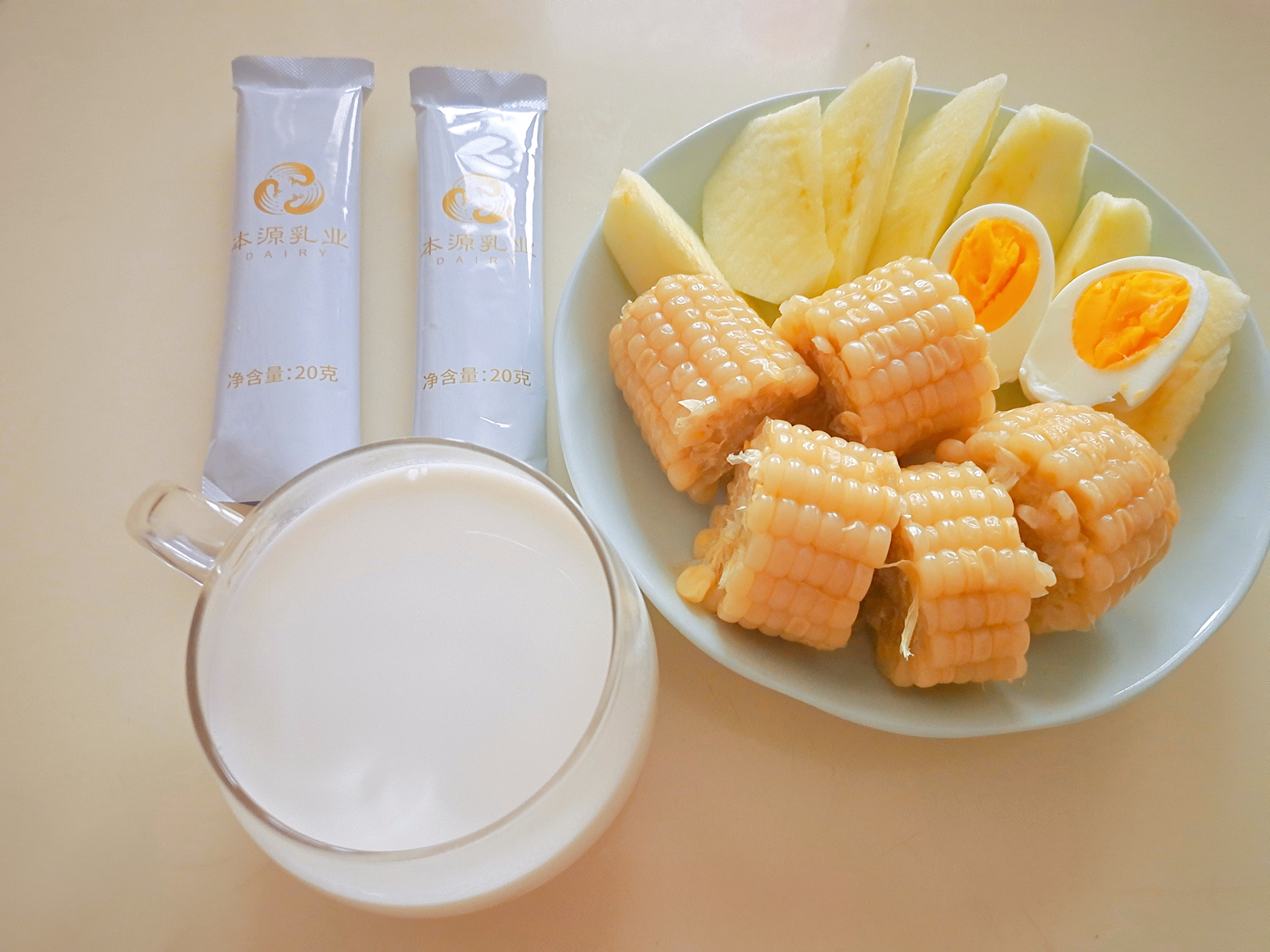 补品一堆… 不如于王氏.小羊奶🥛一杯[胜利] 发酵型，易吸收，无膻味，价格低 营养全，突破消化吸收的 配图