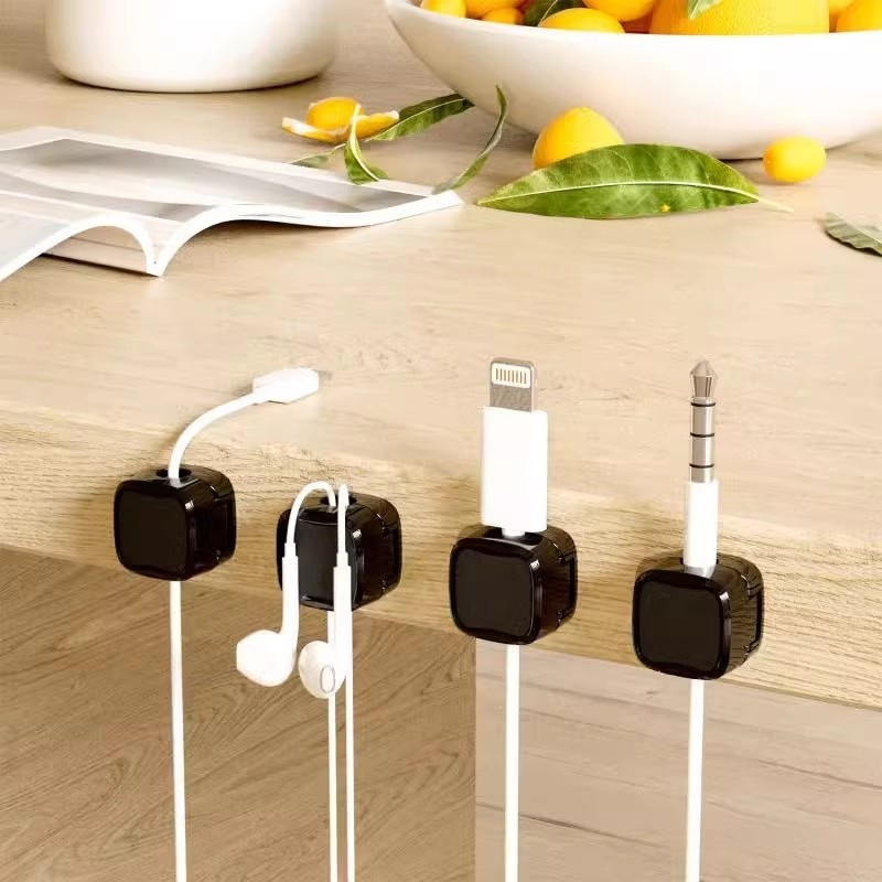 磁吸理线器桌面壁挂手机数据线充电线插头车载收纳固定器走线卡扣