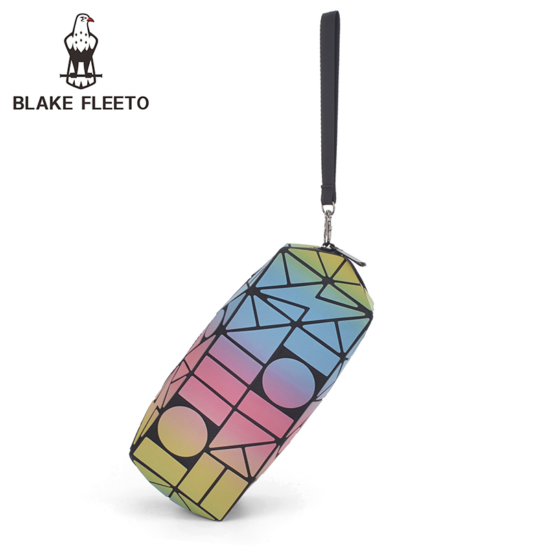  BLAKE FLEETO 香港鸟化妆包时尚几何拼接彩虹菱格色手提收纳包ZMN70189