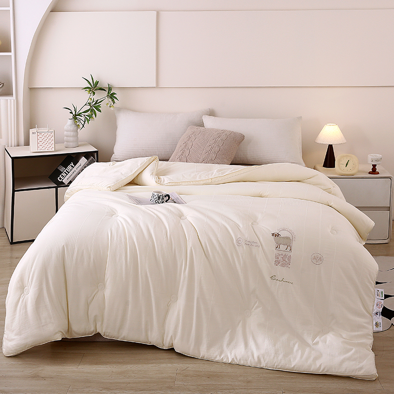 悠梦嘉居YB-15112臻品进口澳洲羊毛被200*230CM3500克 甄选进口澳洲羊羔毛，保暖舒适，透气抗菌，冬日暖阳