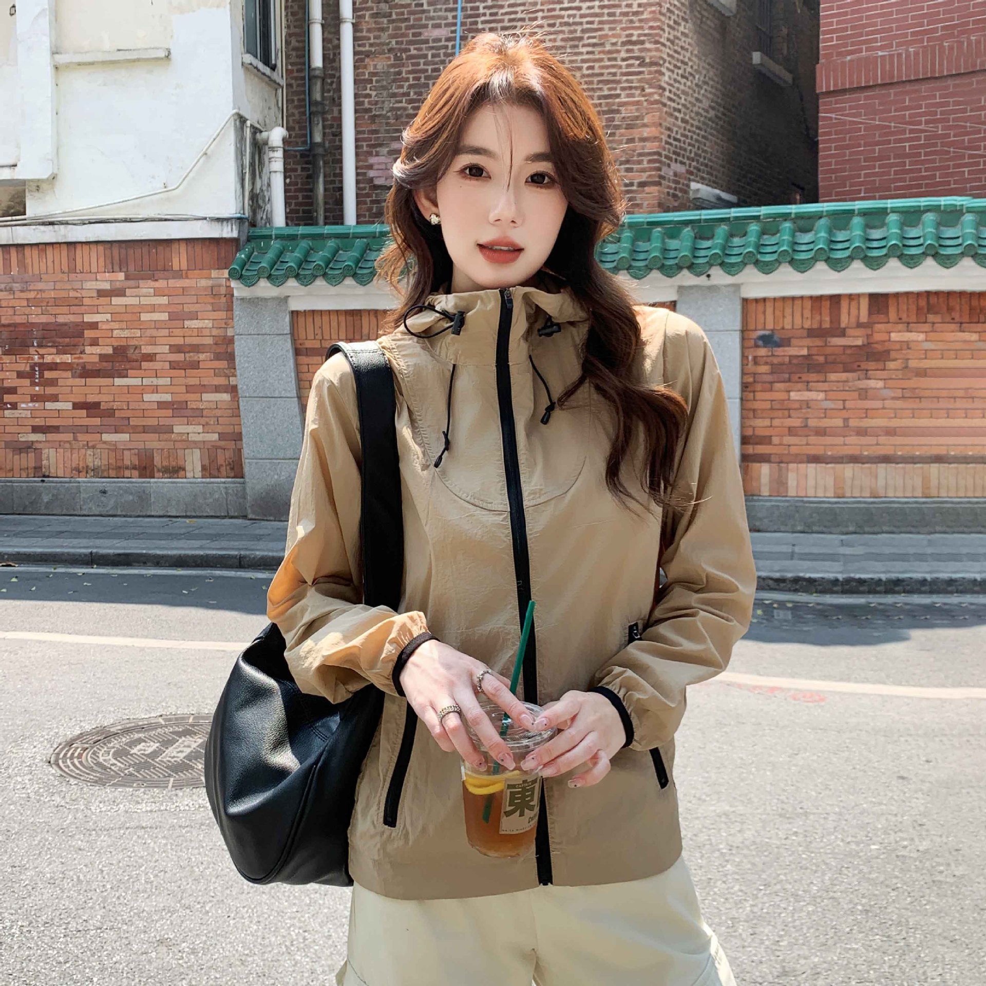 户外运动防晒衣女薄款宽松连帽开衫冲锋衣外套防紫外线防晒服