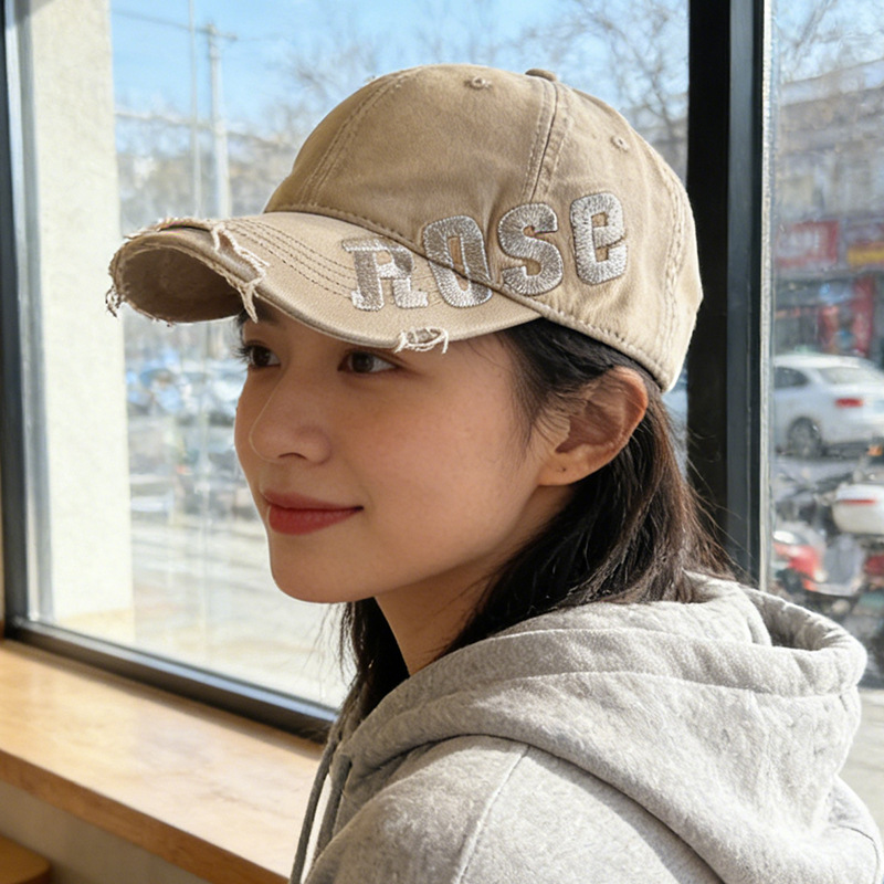 棒球帽女新款做旧字母防晒帽破洞遮阳帽子骑行显脸小宽帽檐鸭舌帽