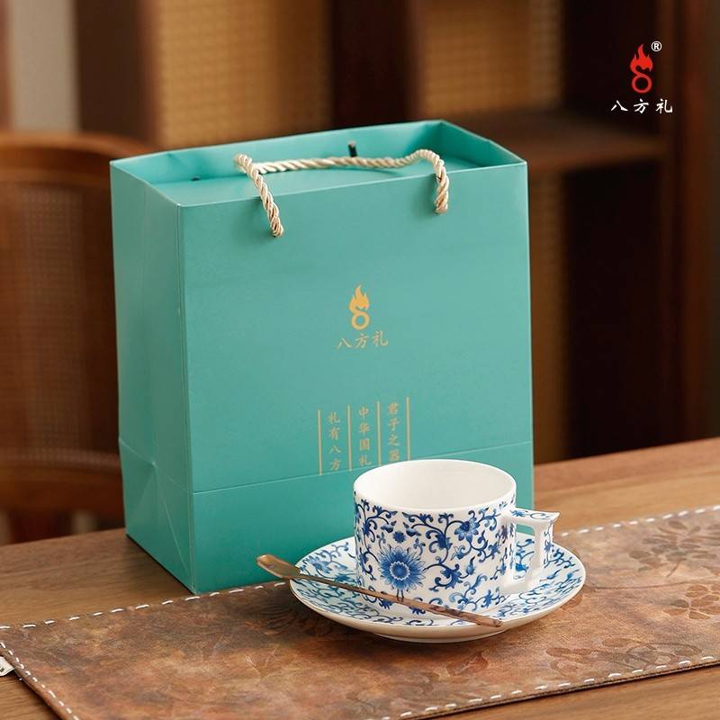 八方礼 青花缠枝连咖啡杯碟套组