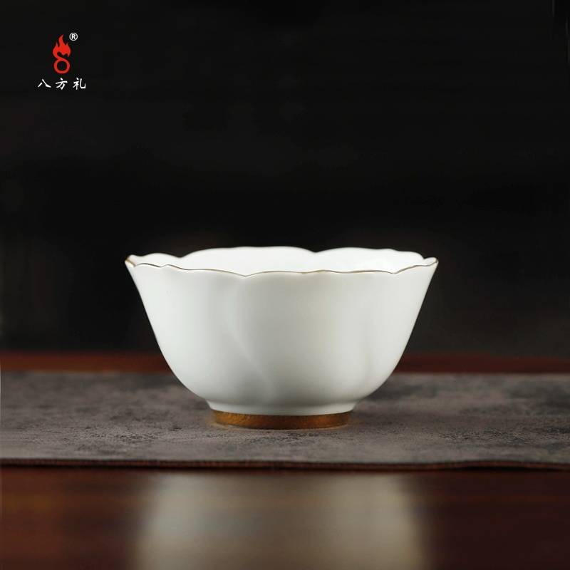 八方礼莲花主人杯（甜白）