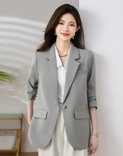 时尚防皱小西装外套女2026春秋季新高级感气质休闲西服上衣